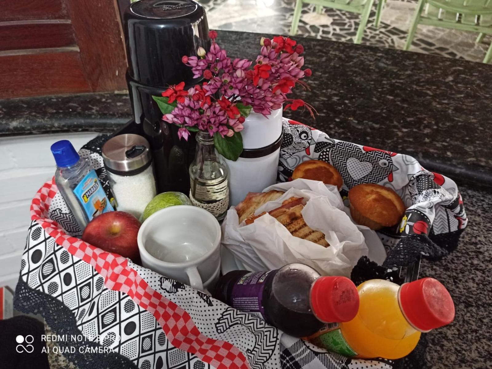 Inn Pouzada Bom Clima - Servimos Cestas De Cafe Da Manha - Custo Beneficio Em *