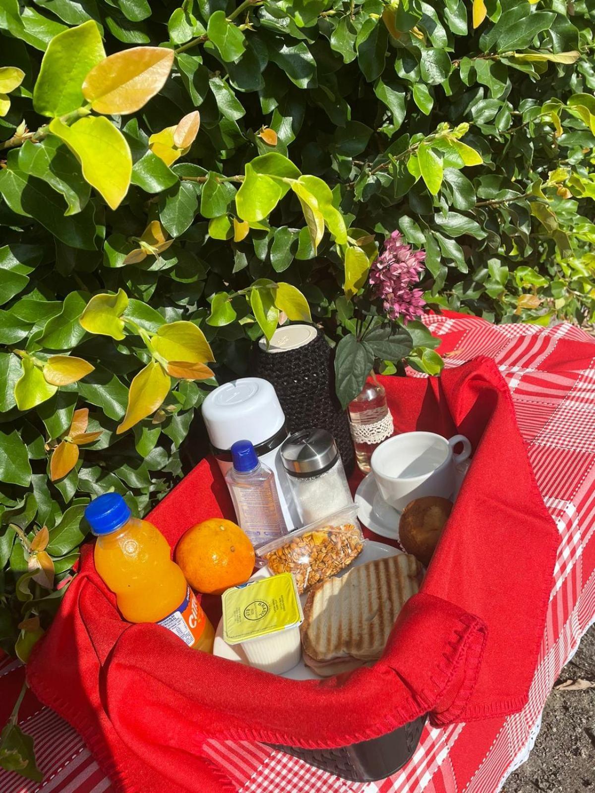 Pouzada Bom Clima - Servimos Cestas De Cafe Da Manha - Custo Beneficio Em